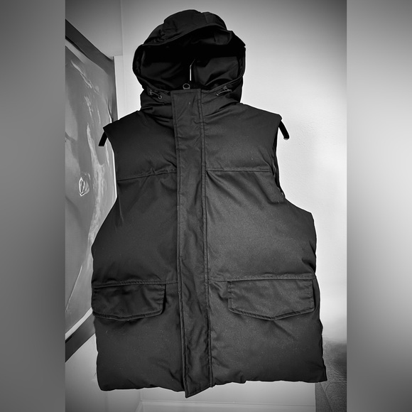 ZARA Black Puffer Vest with Hood – NWOT – Size S 👌 - Picture 3 of 12